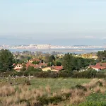 Le Bouganville Oda ve Kahvaltı Capoterra