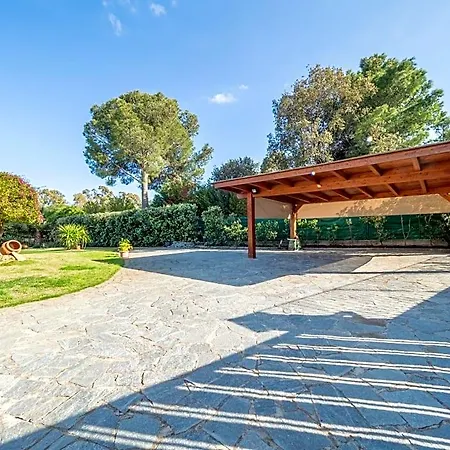 Le Bouganville 3* Capoterra